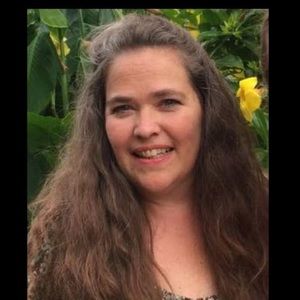 Meet your Posher, Arissa